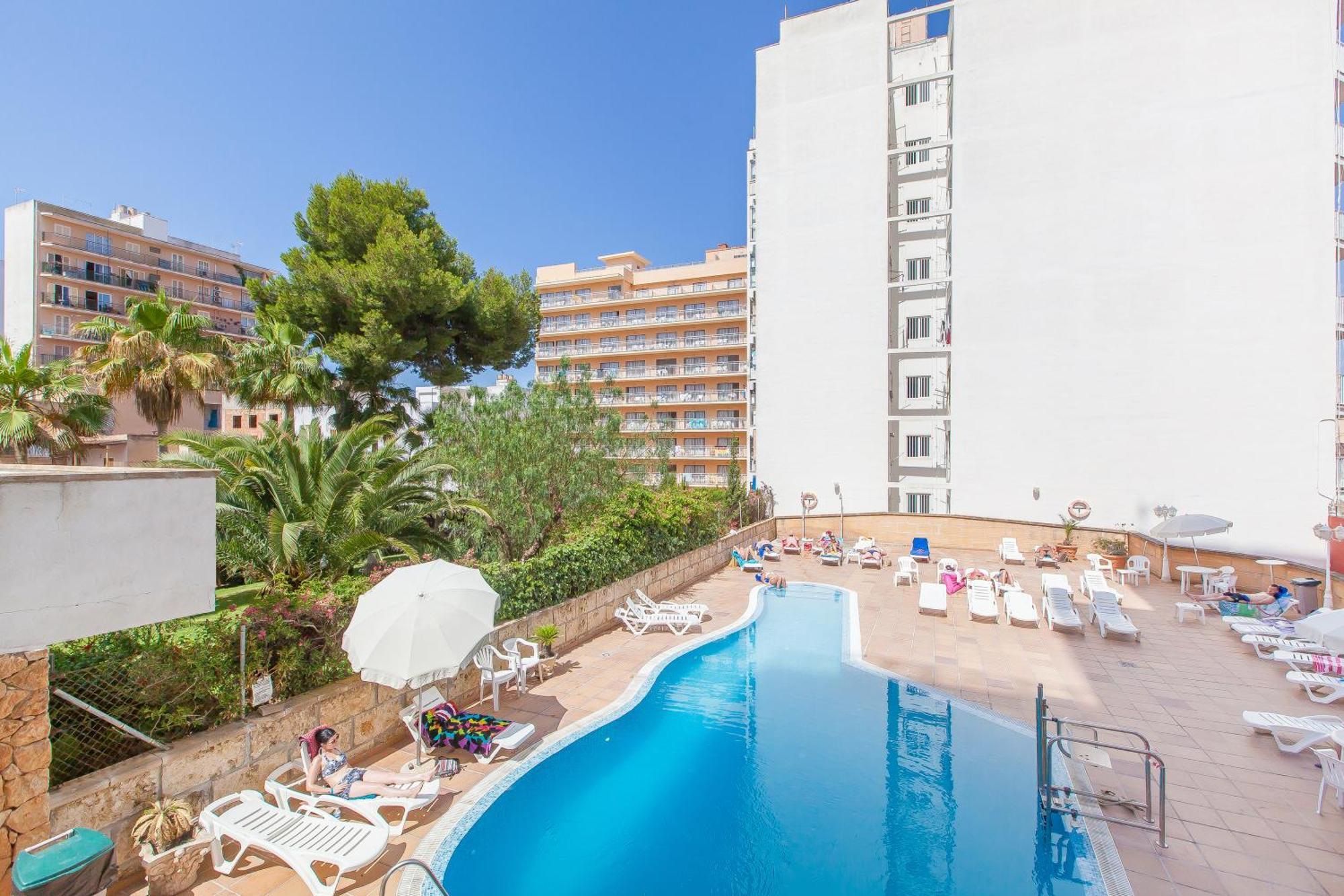 Отель Bluesea Arenal Tower Adults Only Эл Аренал Экстерьер фото